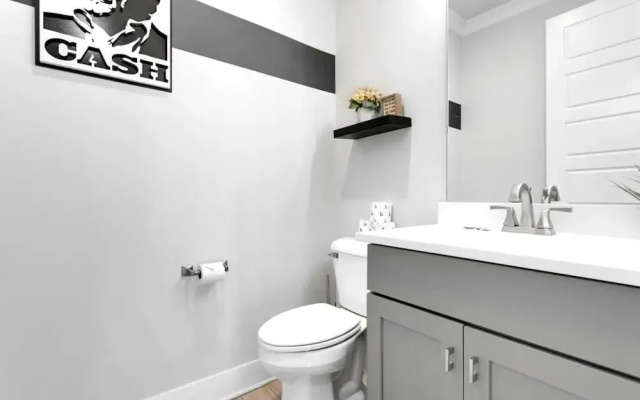 Near Gulch 12 South Book Luxury Now