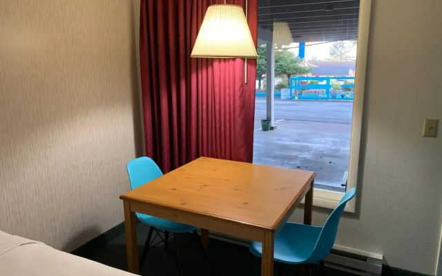 Pacific Sunset Inn
