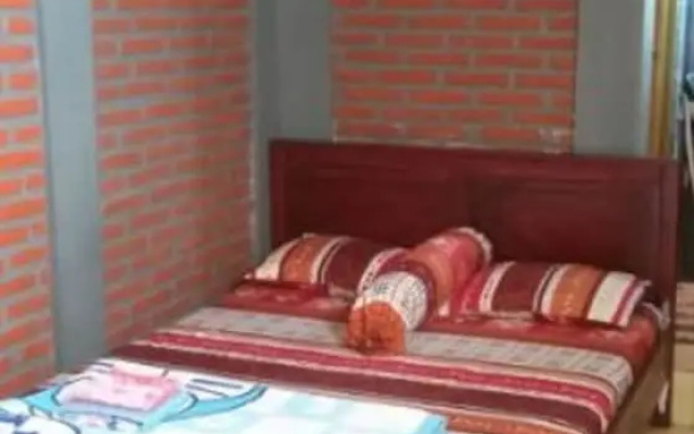 Penginapan Dena