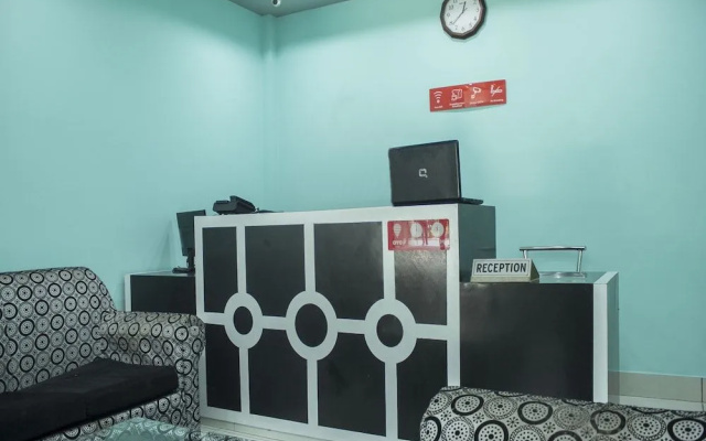 Oyo 17215 Garg Residency