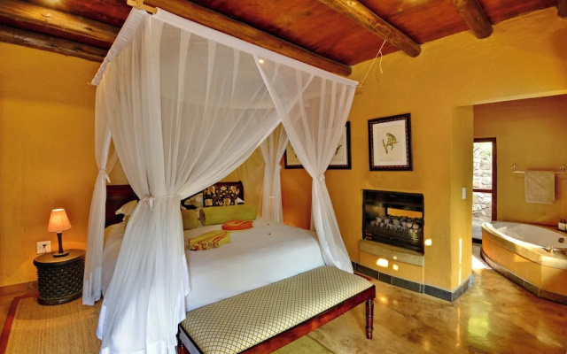 Motswiri Private Safari Lodge