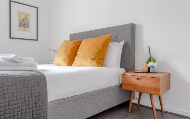 Spacious and Modern 1 Bedroom Flat in Shoreditch