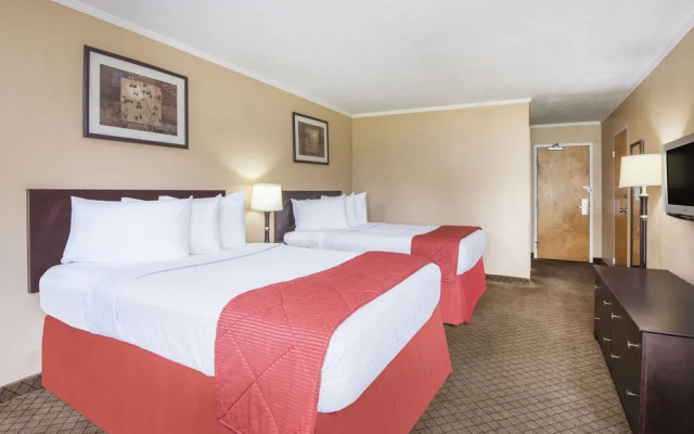 Red Roof Inn Ashtabula - Austinburg
