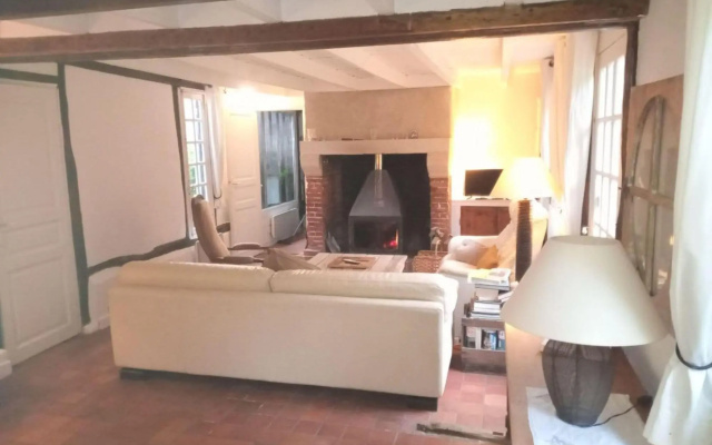 Estate in Normandy With Pool & Tennis Court