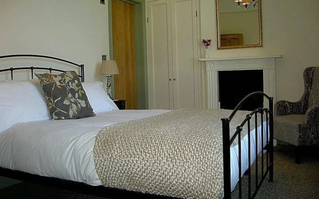 Ashley House