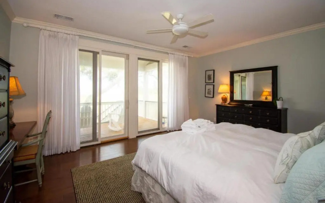 111 Cardinal Crest