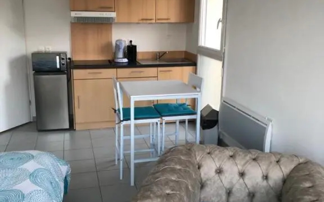 Studio meublé confortable