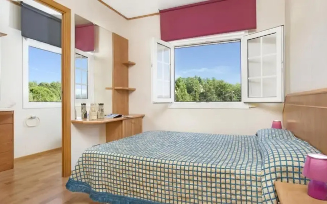 Araceli in Vidreres With 3 Bedrooms and 2 Bathrooms
