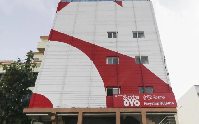 Sujatha Nirmala Convent Road by OYO Rooms
