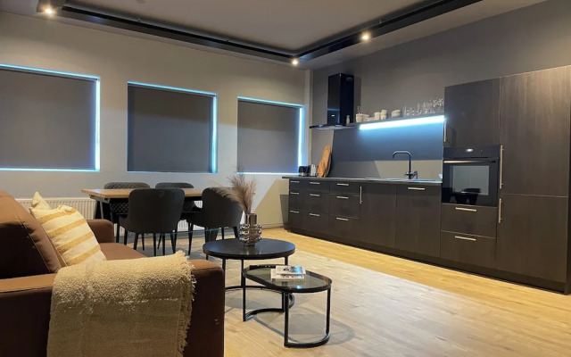 North Apartment 204