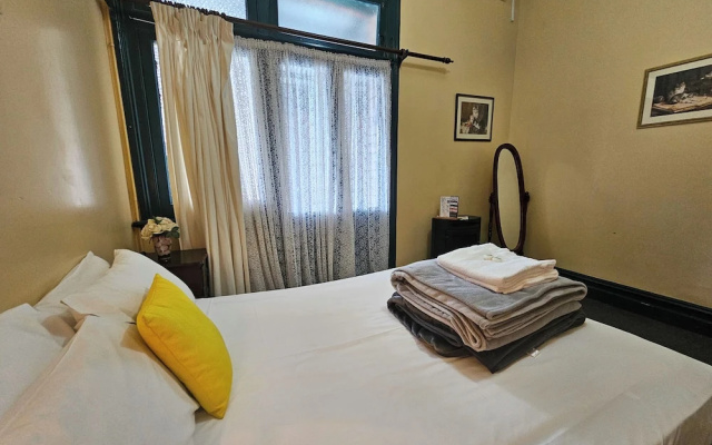 Bellbird Hotel