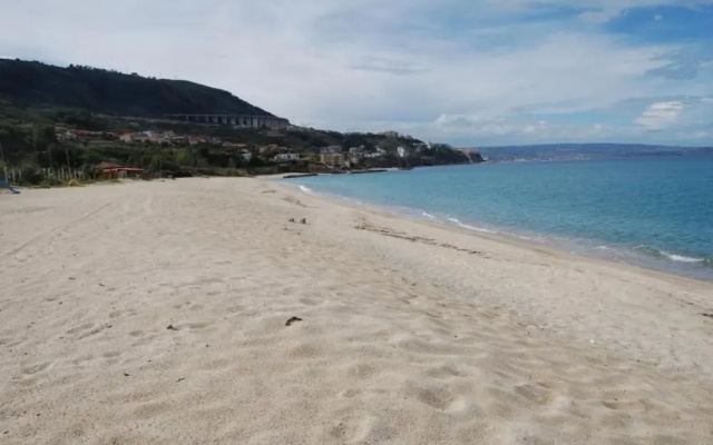 Clean Apartment Near Beach - Marinella Mare II