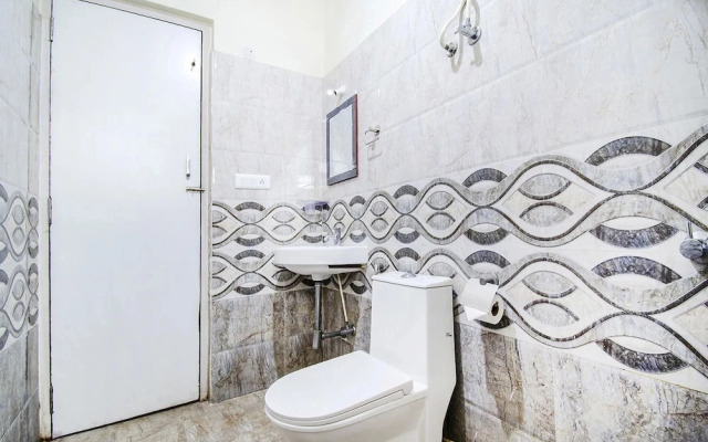 FabHotel Pride Inn - Nr TCS Deccan Park, Hitech City
