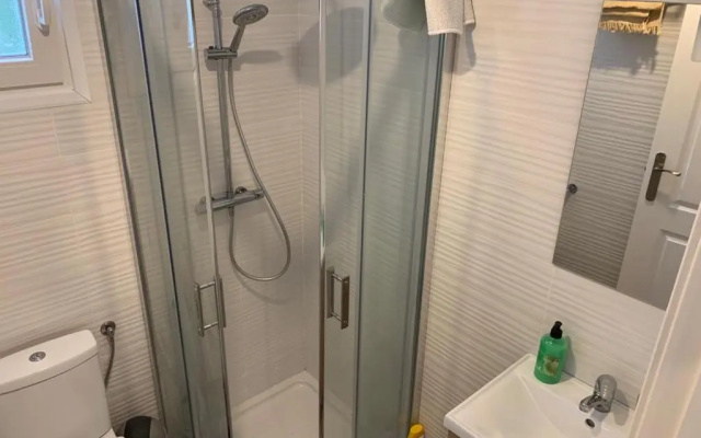 Appartement 2 personnes proche plage(900m) dans une maison individuel.