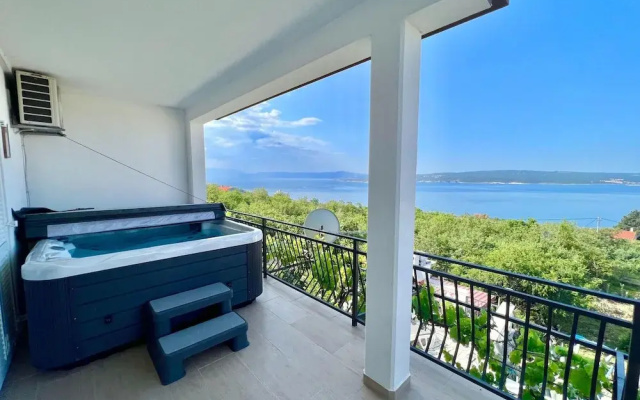 Apartment in Dramalj Near Beach & Pool