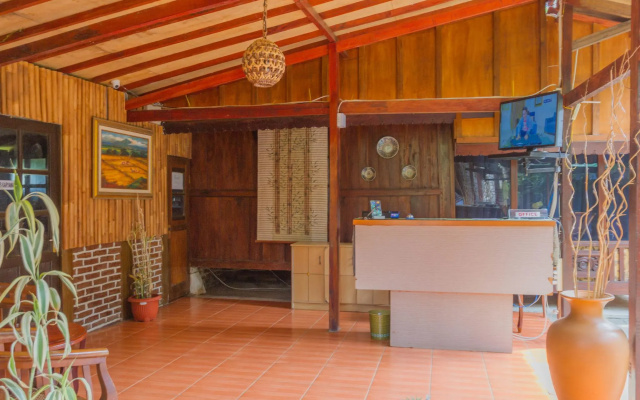 RedDoorz near Kampung Gajah 2