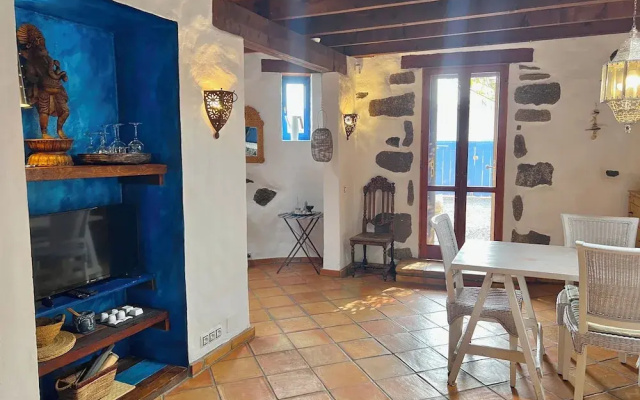 Finca/privategardens/doublebed/freep/tv/wifi