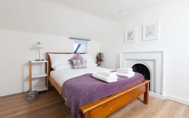 Spacious 4 Bedroom Apartment