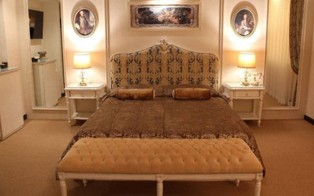 Javad Hotel