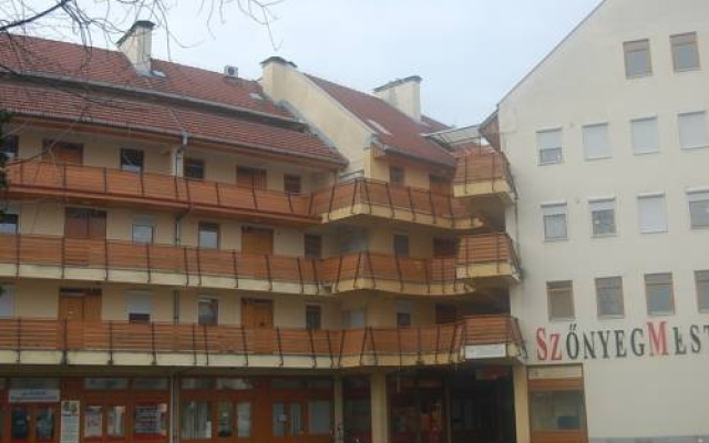 Apartman Csaba