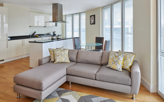 SACO London Canary Wharf