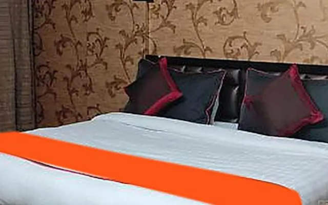 Fabhotel Plus Royal Galaxy I