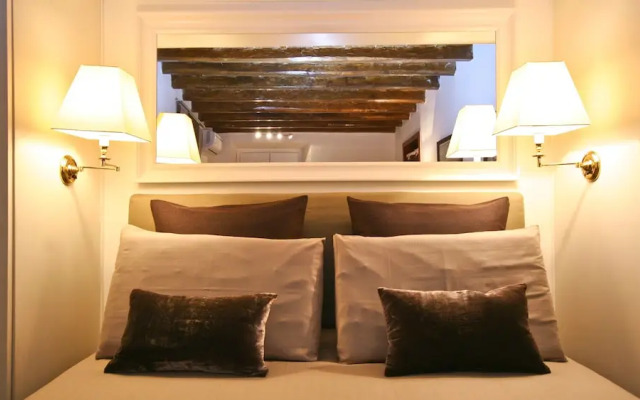 Rental in Rome Romantica Studio