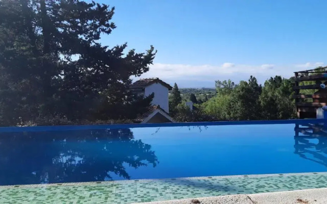 Posada del Halcón - Cabañas y Suites