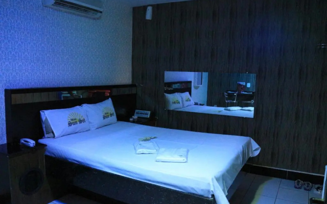 Sunset Apart Motel