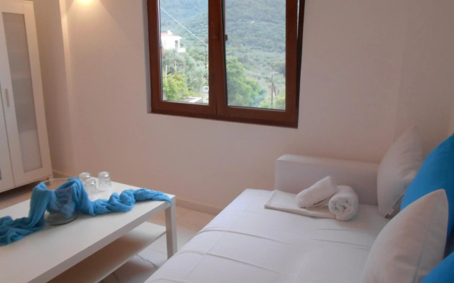 Kinira Beach Hotel