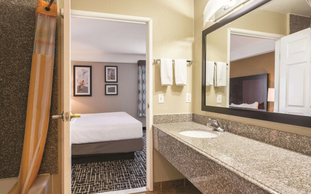 La Quinta Inn & Suites by Wyndham Deming