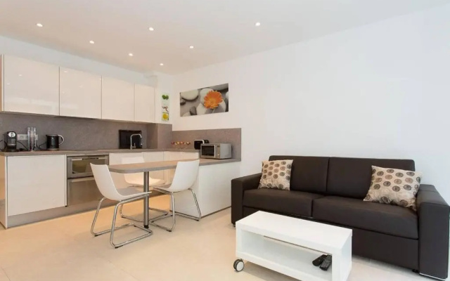 Chic & Modern 1bed Next To Martinez