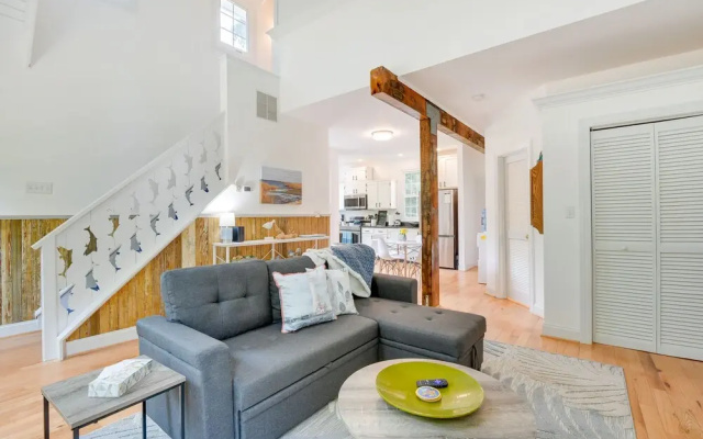 Family-friendly Chesapeake Beach House With Deck!