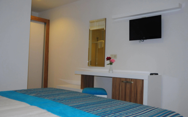 Clover Magic Altinkum Park Hotel