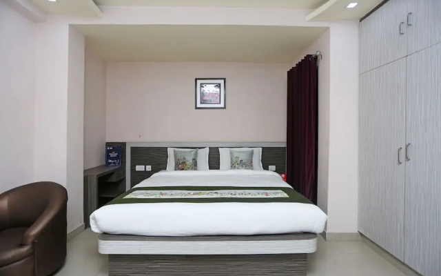 Hotel Star Lotus by OYO Rooms