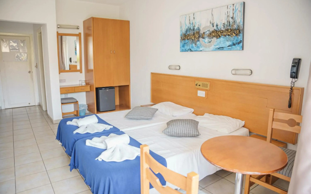 Cornelia Hotel