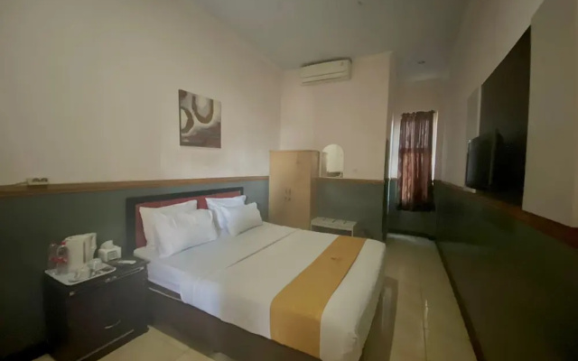 Anggraeni Hotel Ketanggungan