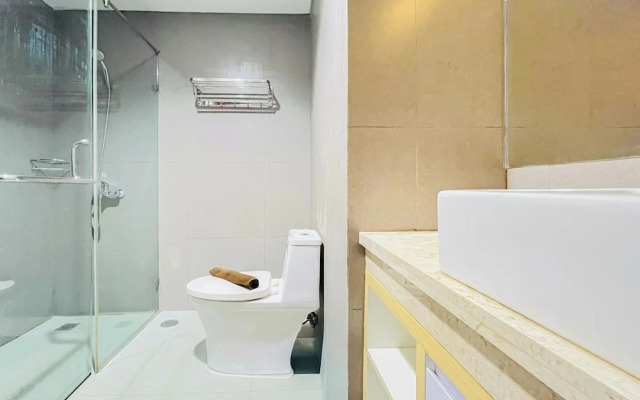Neat Warm Wooden Tone 1Br At Patraland Amarta Apartment