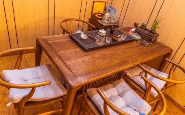 Ruiya Hotel