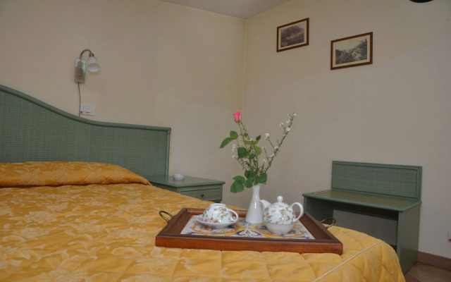 Hotel Ristorante Il Ceppo