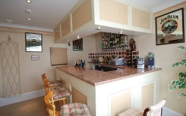 Roseglen Hotel