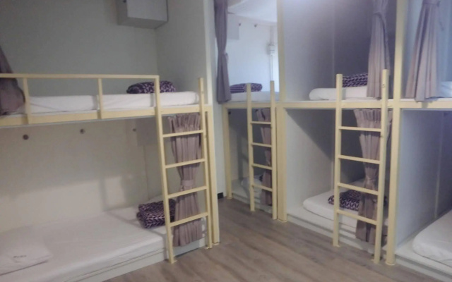Easy Inn International Hostel