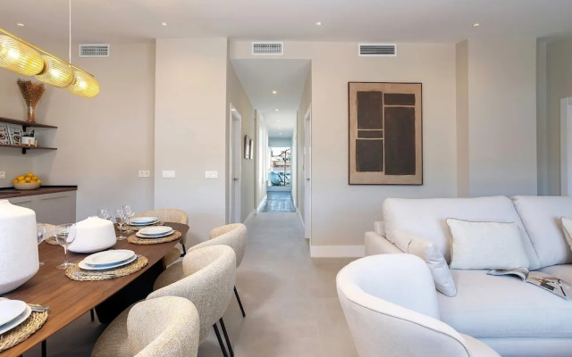 Luxury Penthouse With Private Terrace in Granada San Anton 401