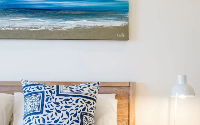 Stunning 3-bedroom Sea Point Retreat Marin