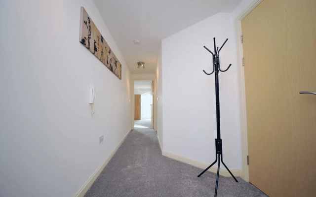 Lloyd George Avenue Apartments Sleeps 3