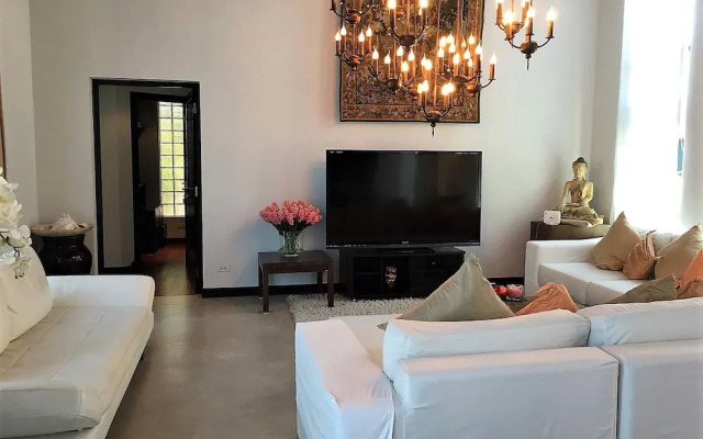 Baan Mandala Villas
