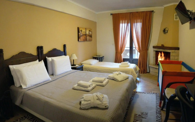 Melegos Hotel