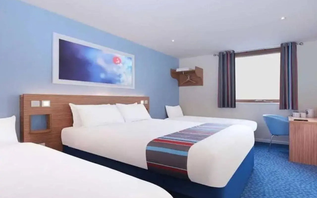 Travelodge Northampton Wootton