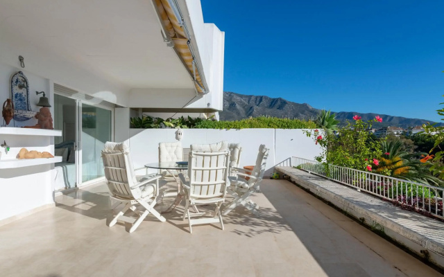 Apartamento en complejo residencial con piscina