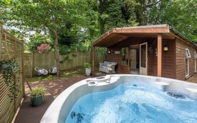 The Hideaway Lower Shockerwick Lodge